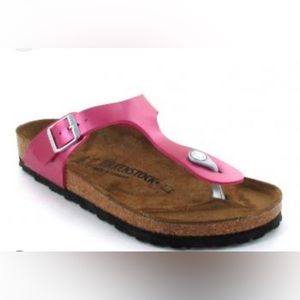 Magenta Pink Birkenstock Gizeh size 40. Only worn 1-2 times.